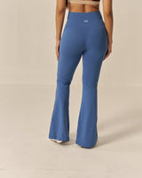 Hourglass Hem-Slit Flared legging - Old Blue