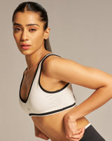 Butterbod™ Contrast Scoop Neck Bra - White
