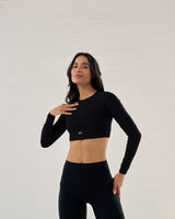 Essential Long Sleeve Crop Top - Black
