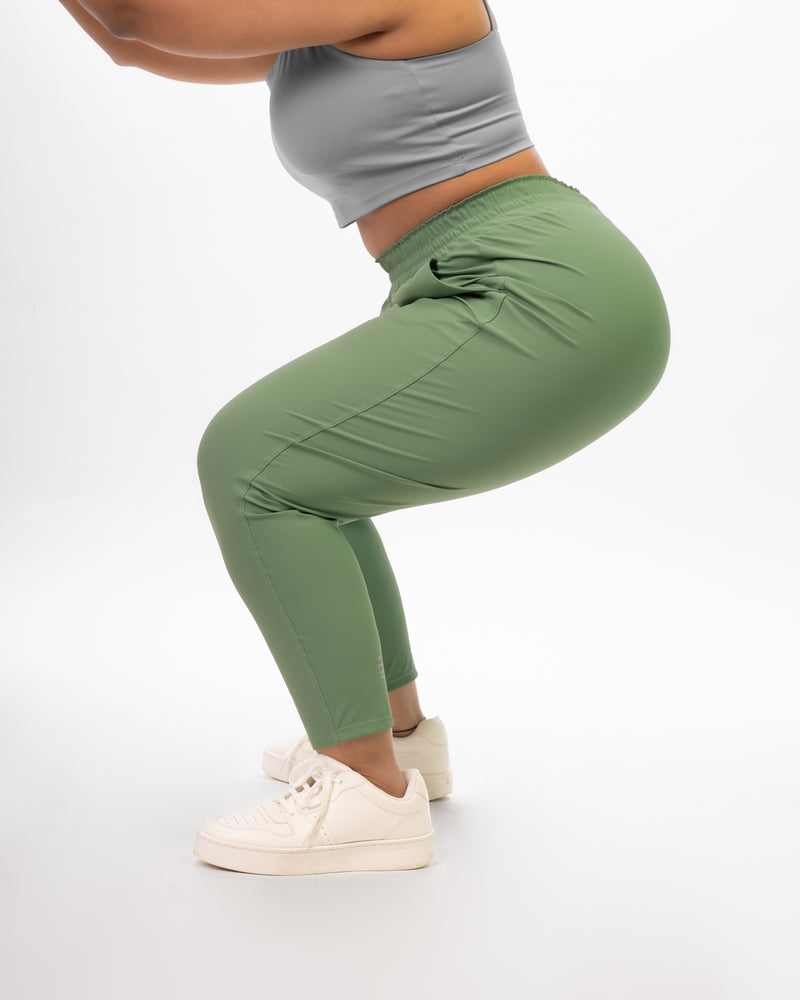 Nylon Crop Movement Pants - Green
